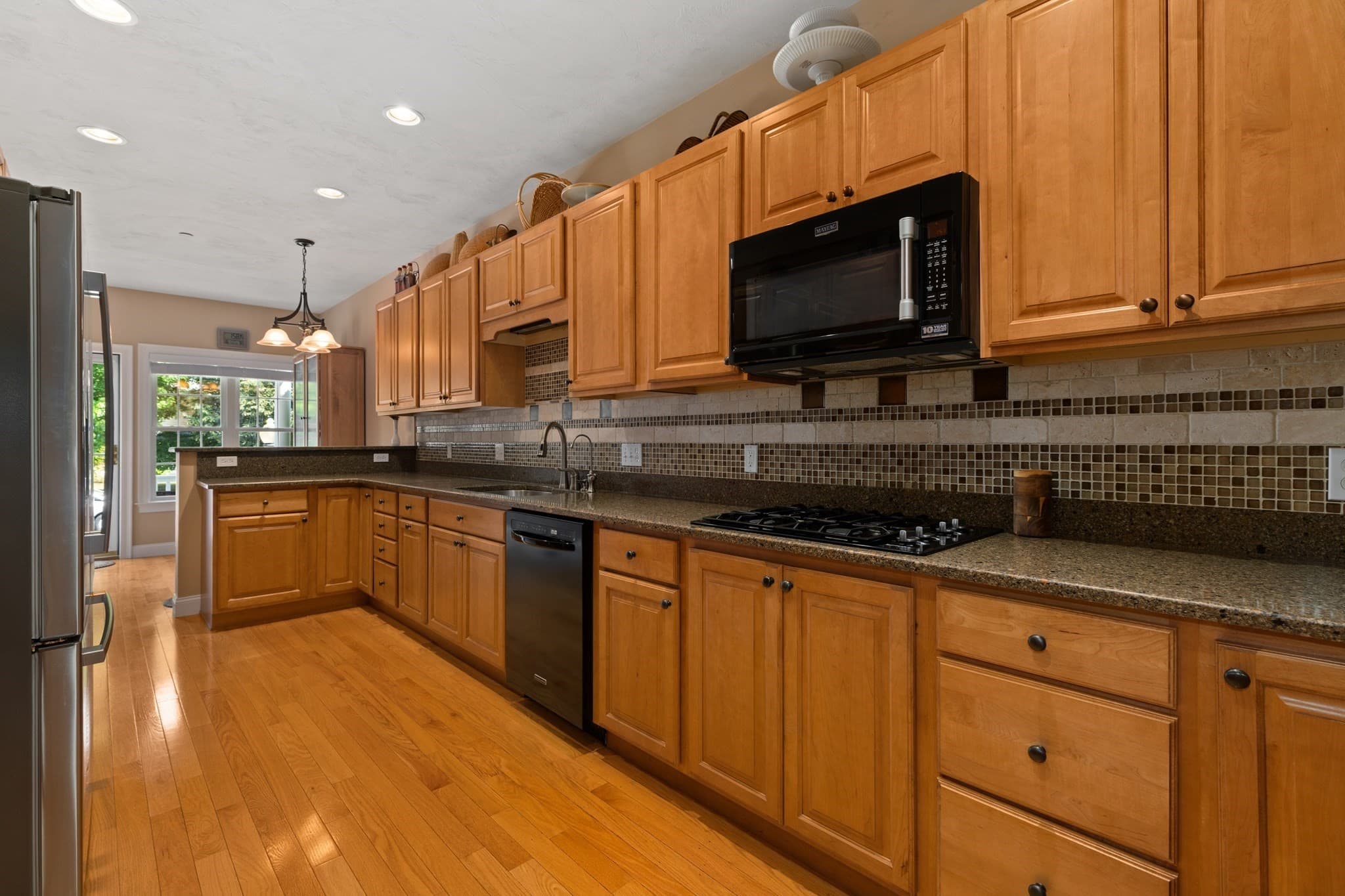 Condominium at 1 Pine Ridge Dr # 2, Medway MA 02053, Medway, photo 7 of 33