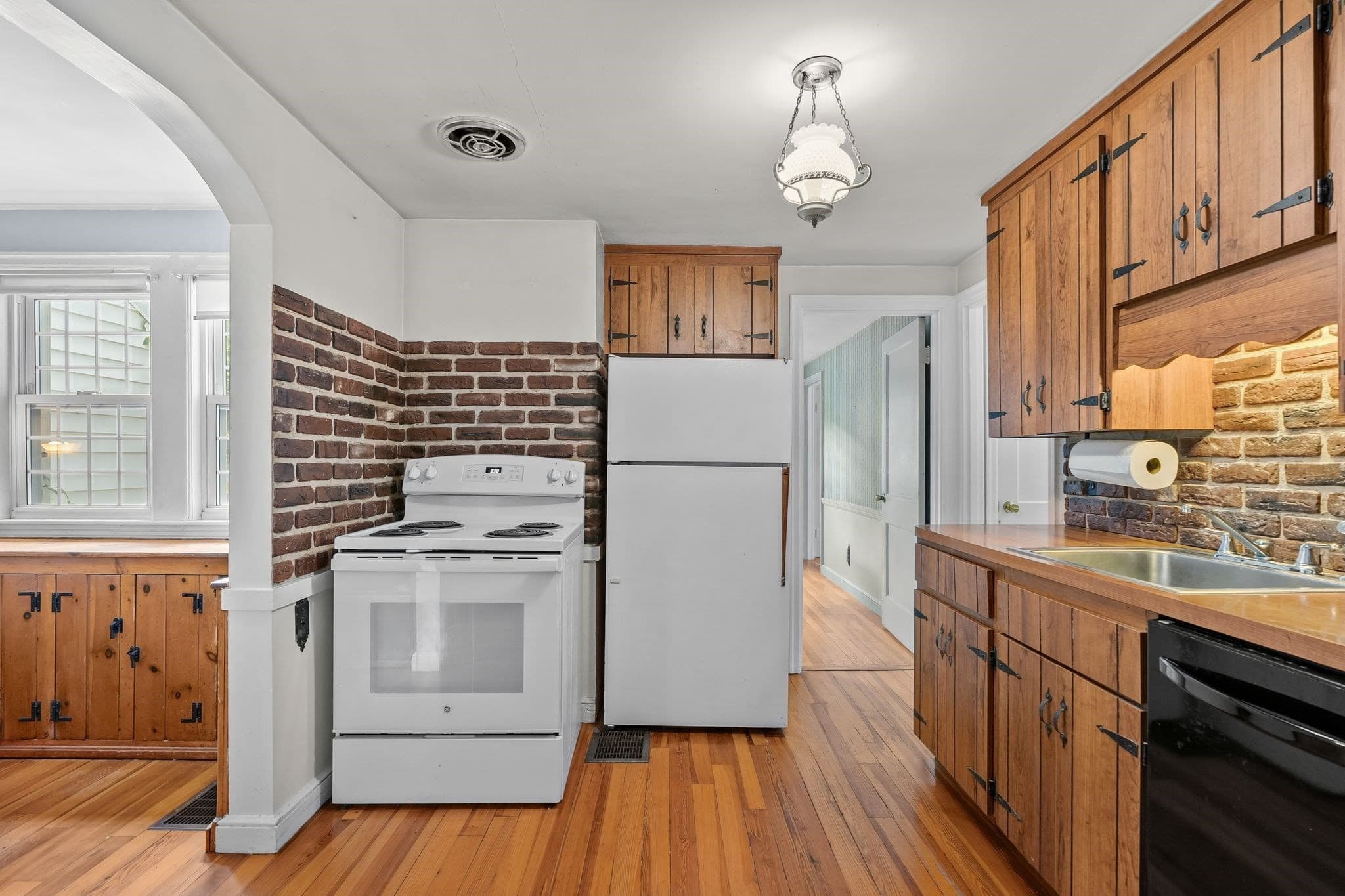 Single Family Residence at 71 Sheppard Ave, Braintree MA 02184, Braintree, photo 20 of 36