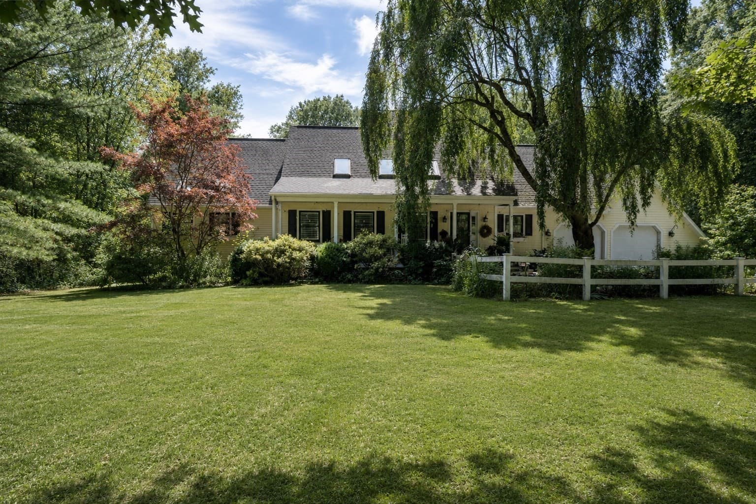 Single Family Residence at 7 Pond St, Hopkinton MA 01748, Hopkinton, photo 2 of 42