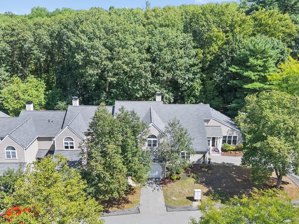 Condominium at 33 Bishops Forest Drive # 33, Waltham MA 02452, photo 35 of 41