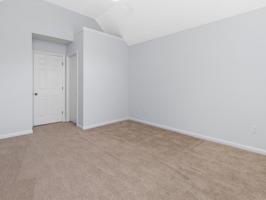 Condominium at 33 Bishops Forest Drive # 33, Waltham MA 02452, photo 25 of 41