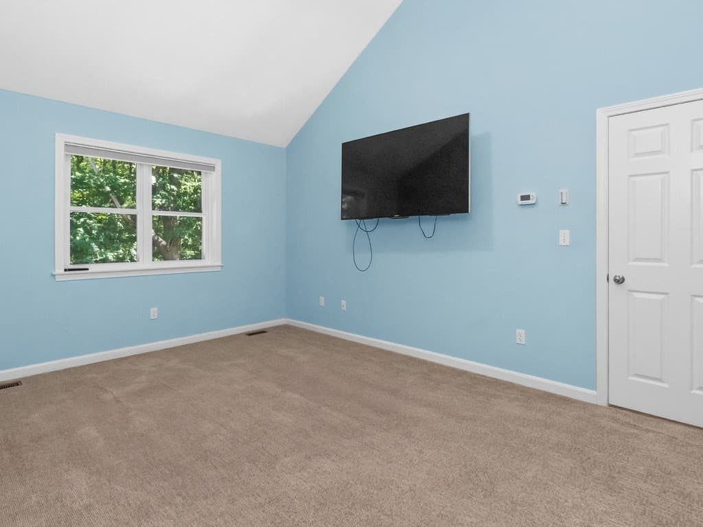 Condominium at 33 Bishops Forest Drive # 33, Waltham MA 02452, photo 21 of 41