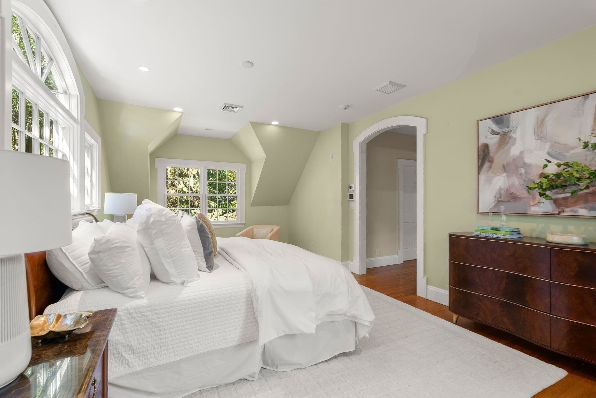 Single Family Residence at 1 Kenilworth Circle, Wellesley MA 02482, Wellesley, photo 23 of 36