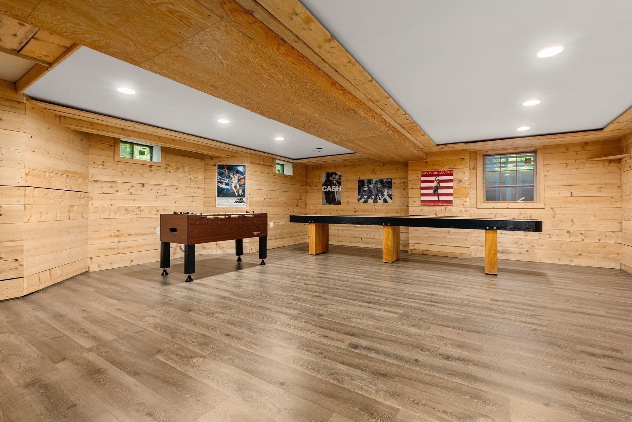 Single Family Residence at 1 Kenilworth Circle, Wellesley MA 02482, Wellesley, photo 32 of 36
