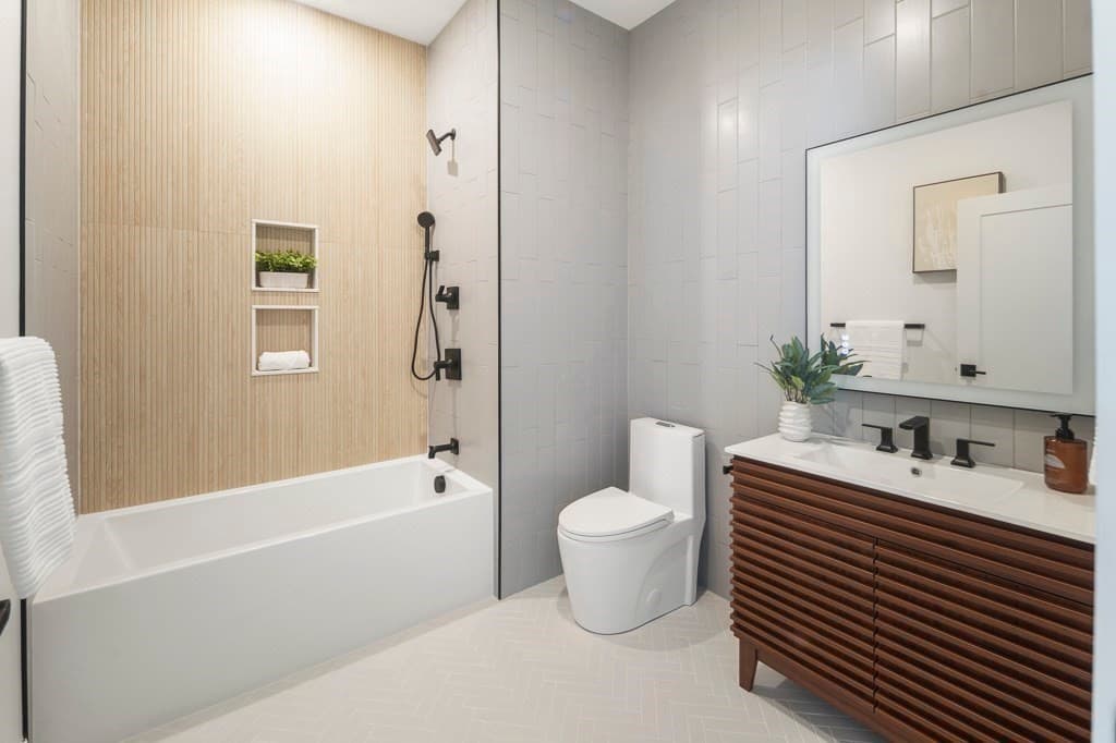 Condominium at 130 Shirley Street # 330, Winthrop MA 02152, Winthrop, photo 11 of 18