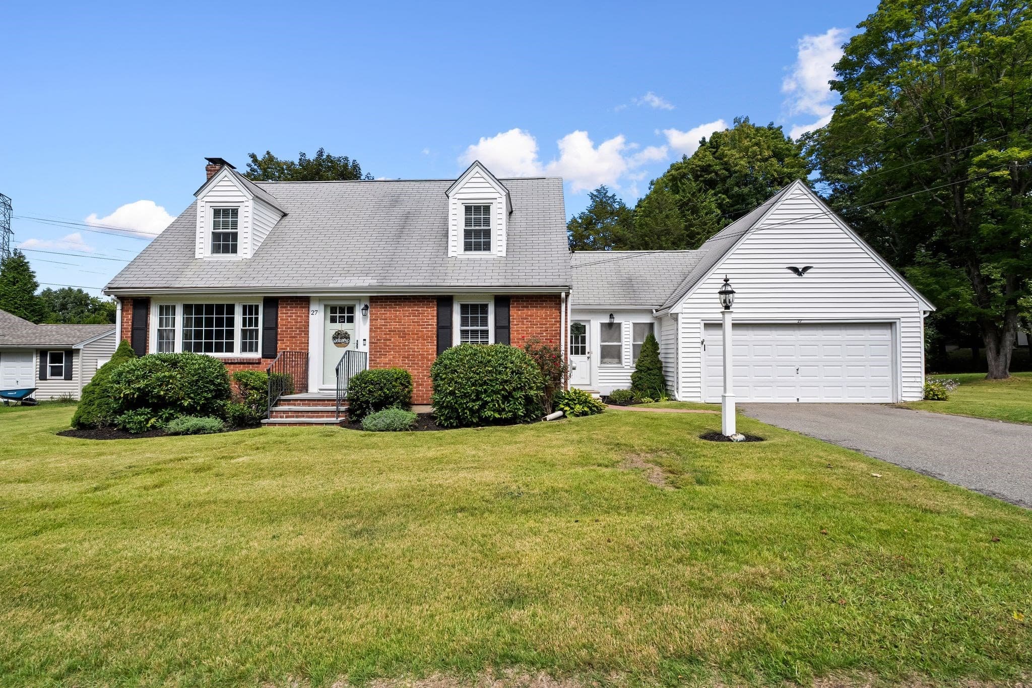 27 Mount Pleasant Ave, Holbrook MA 02343