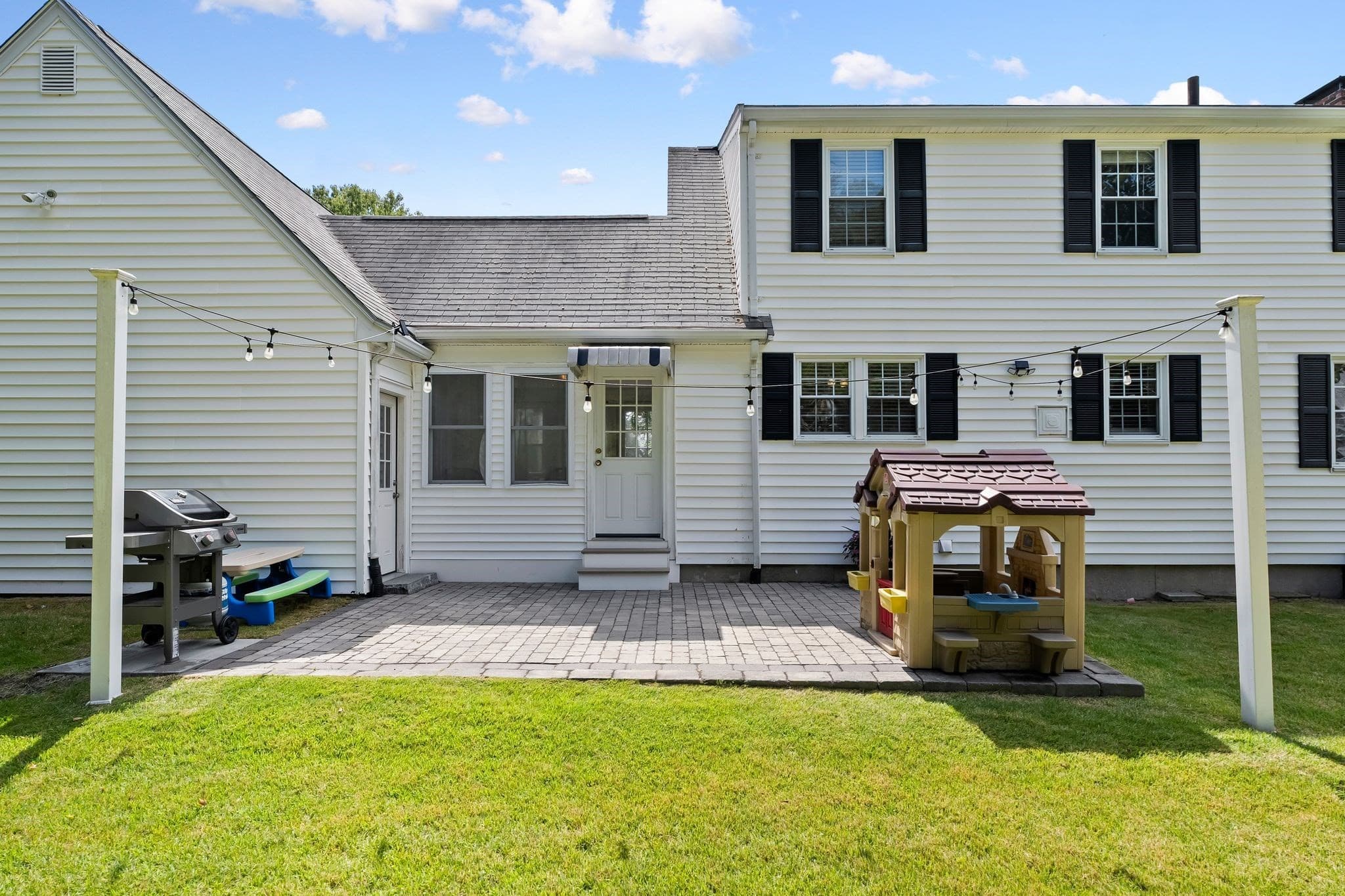 Single Family Residence at 27 Mount Pleasant Ave, Holbrook MA 02343, Holbrook, photo 25 of 31
