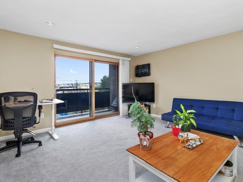 Condominium at 32 Whites Avenue # D45, Watertown MA 02472, Watertown, photo 12 of 29