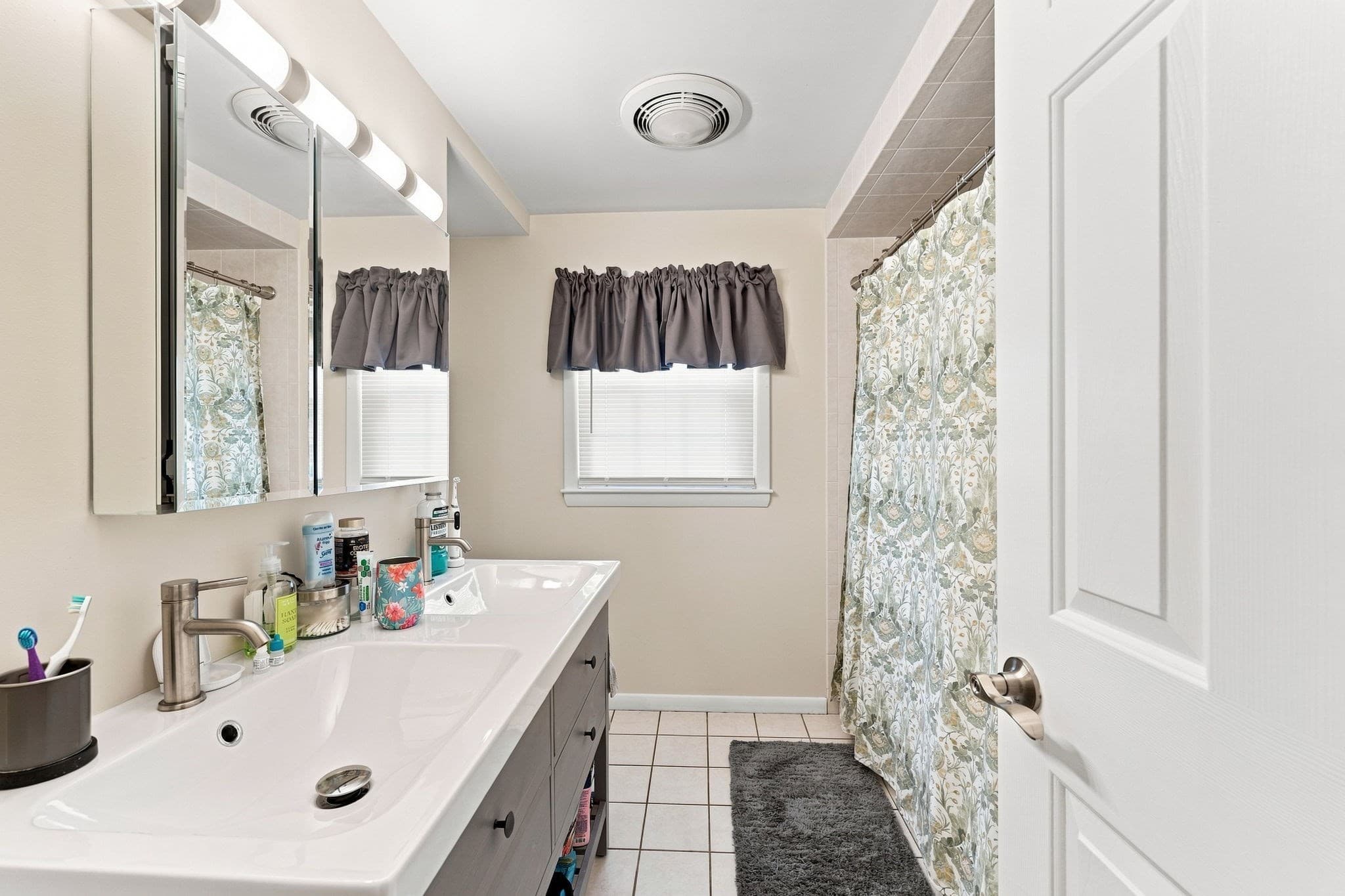 Single Family Residence at 95 Thomas Leighton Blvd, Cumberland RI 02864, Cumberland, photo 17 of 22
