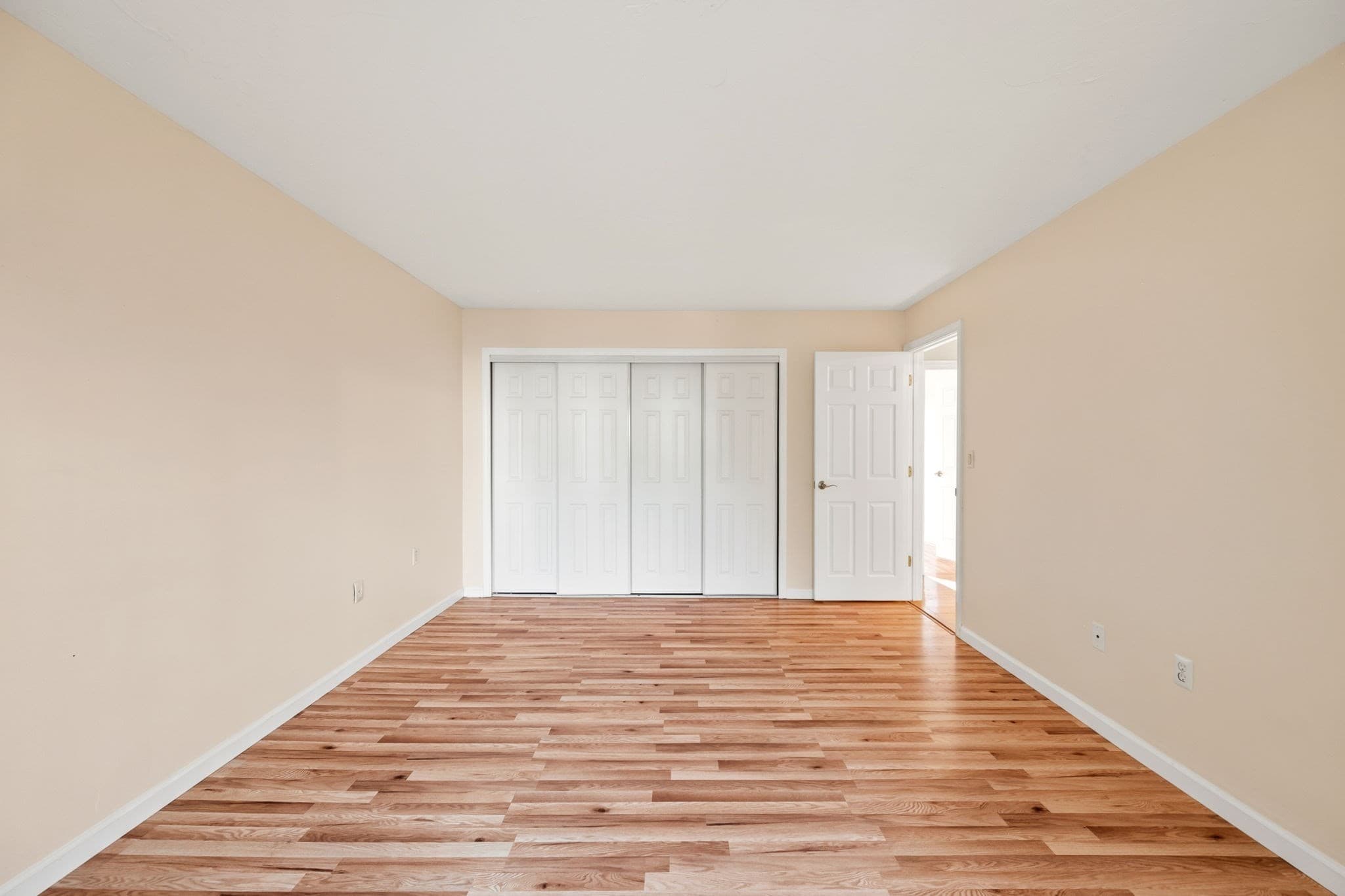 Condominium at 470 Adams St # 2, Quincy MA 02169, photo 13 of 23