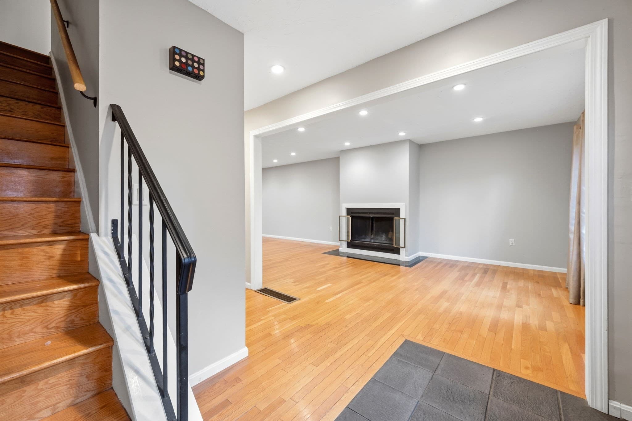 Condominium at 470 Adams St # 2, Quincy MA 02169, photo 3 of 23