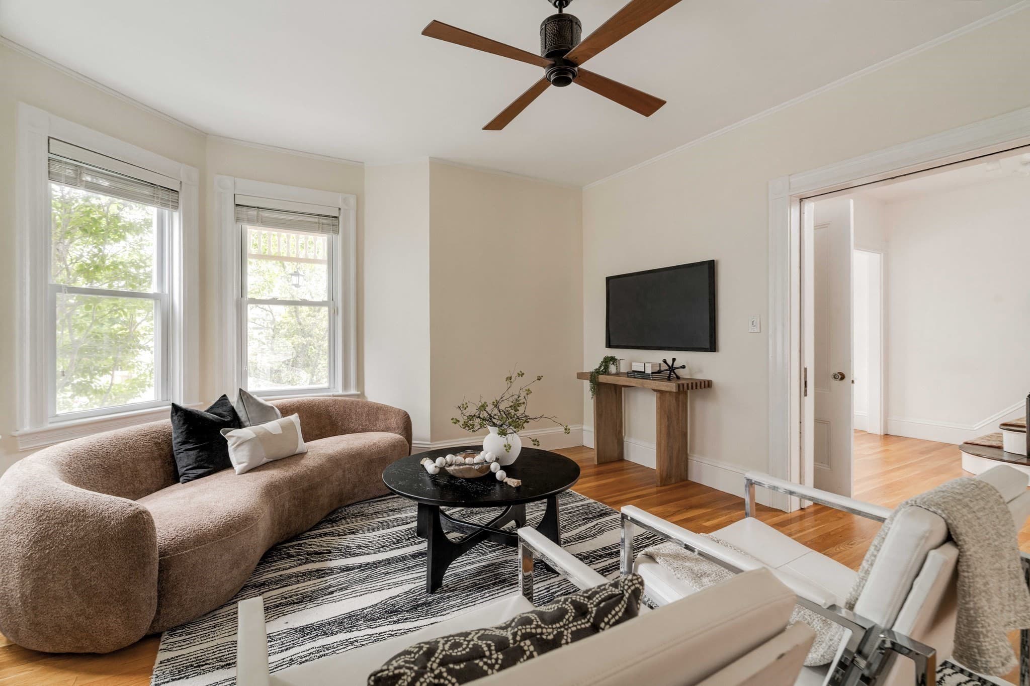 Single Family Residence at 52 Hillsdale Road, Medford MA 02155, Medford, photo 6 of 34