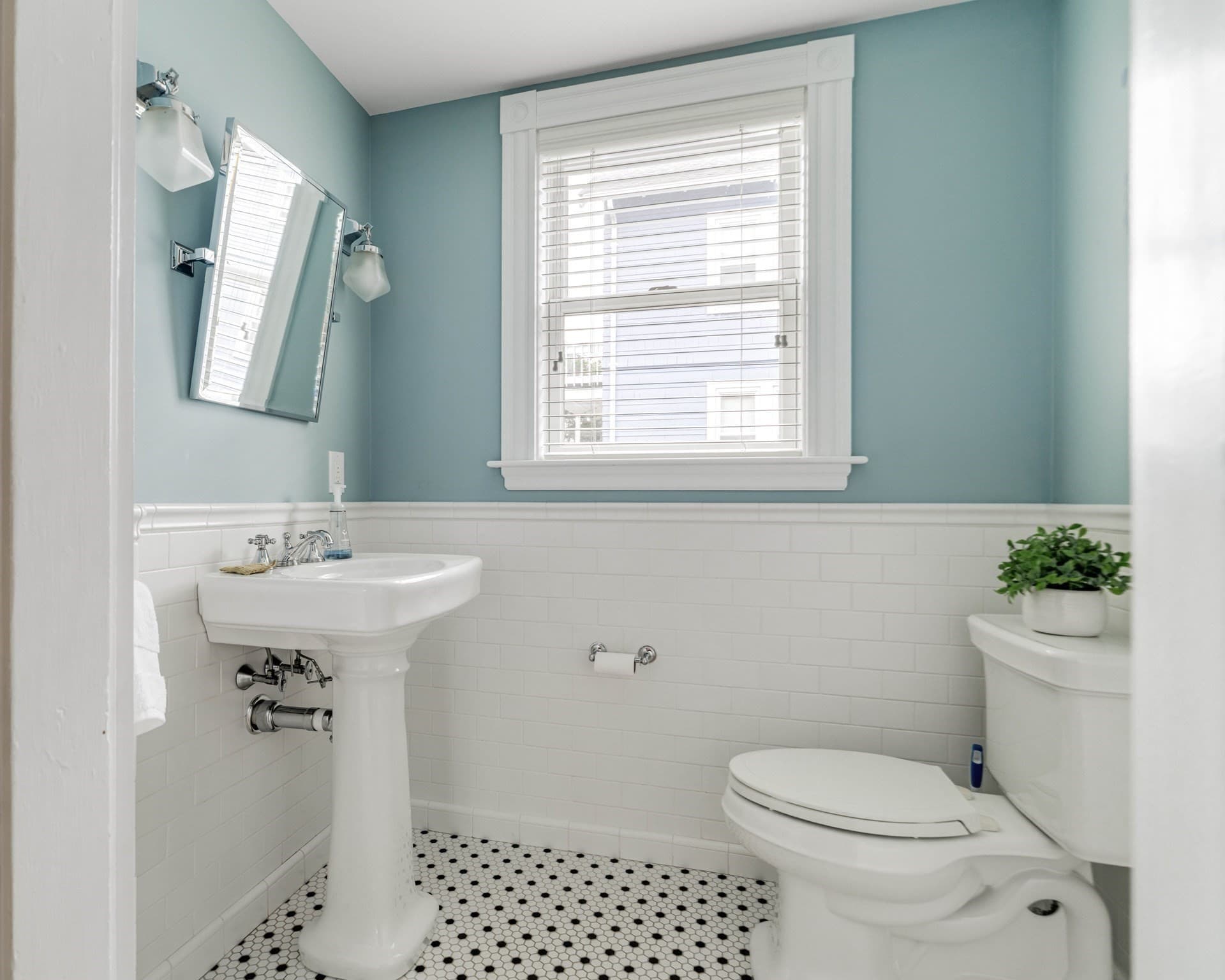 Single Family Residence at 52 Hillsdale Road, Medford MA 02155, Medford, photo 16 of 34