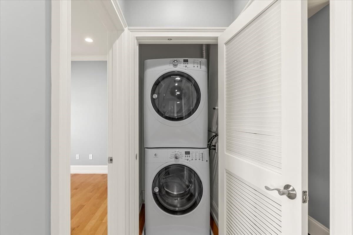 Condominium at 37 P Street # 3, Boston MA 02127, photo 31 of 36