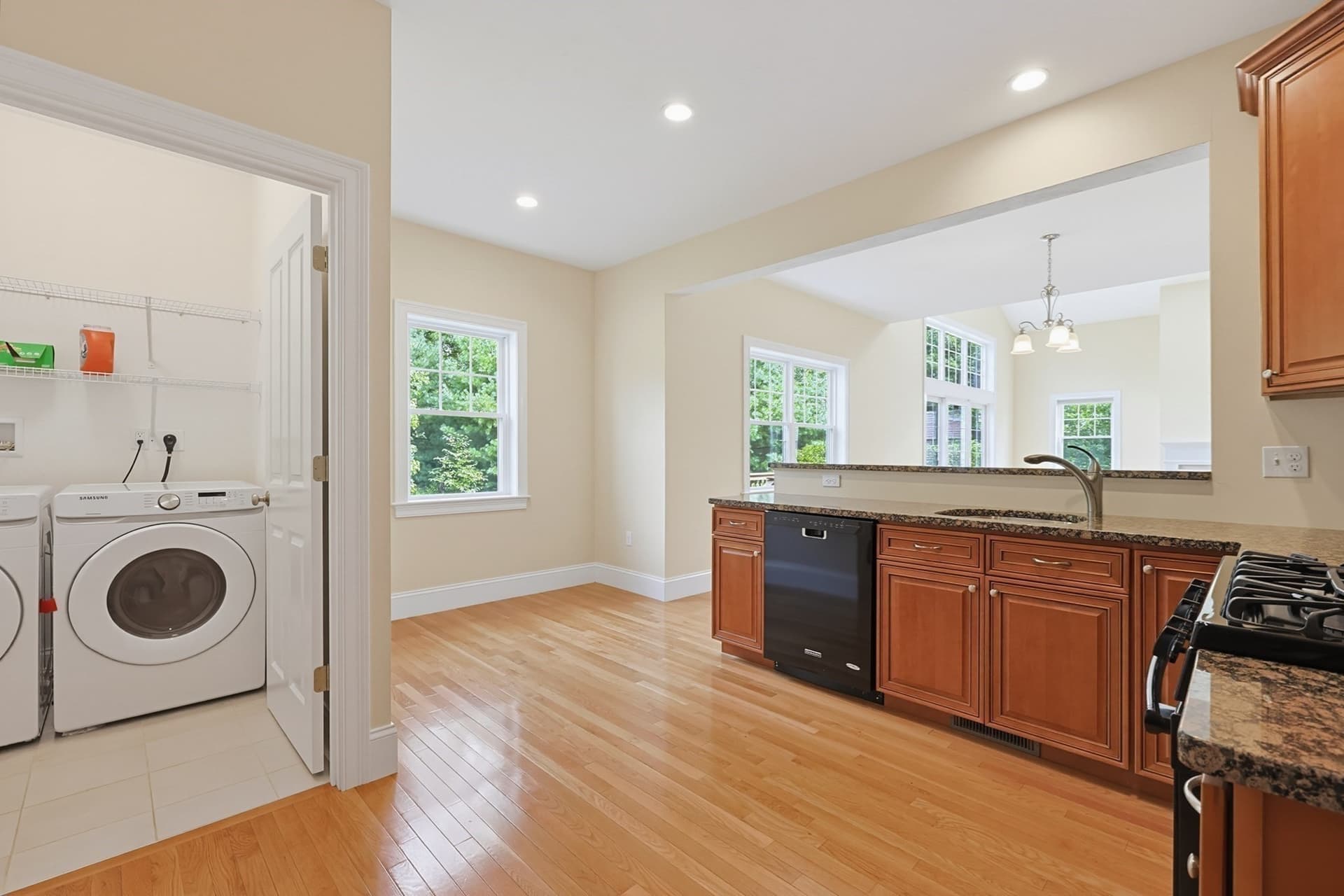 Condominium at 106 Walden Way # 106, Milford MA 01757, photo 11 of 40