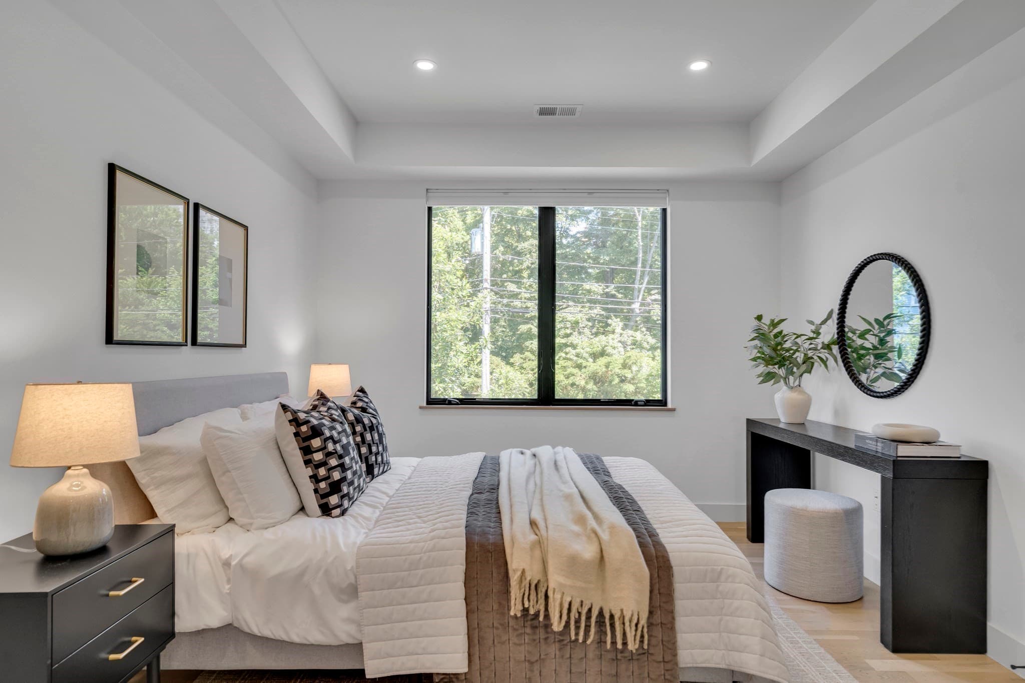 Condominium at 1242 Beacon St # 1242, Newton MA 02468, Newton, photo 15 of 26