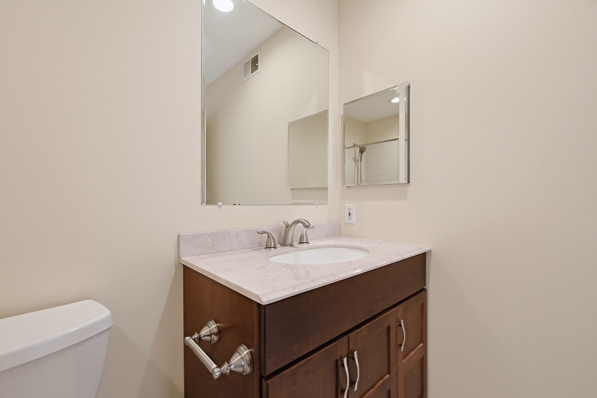 Condominium at 15 Kings Way # 4, Waltham MA 02451, photo 32 of 39