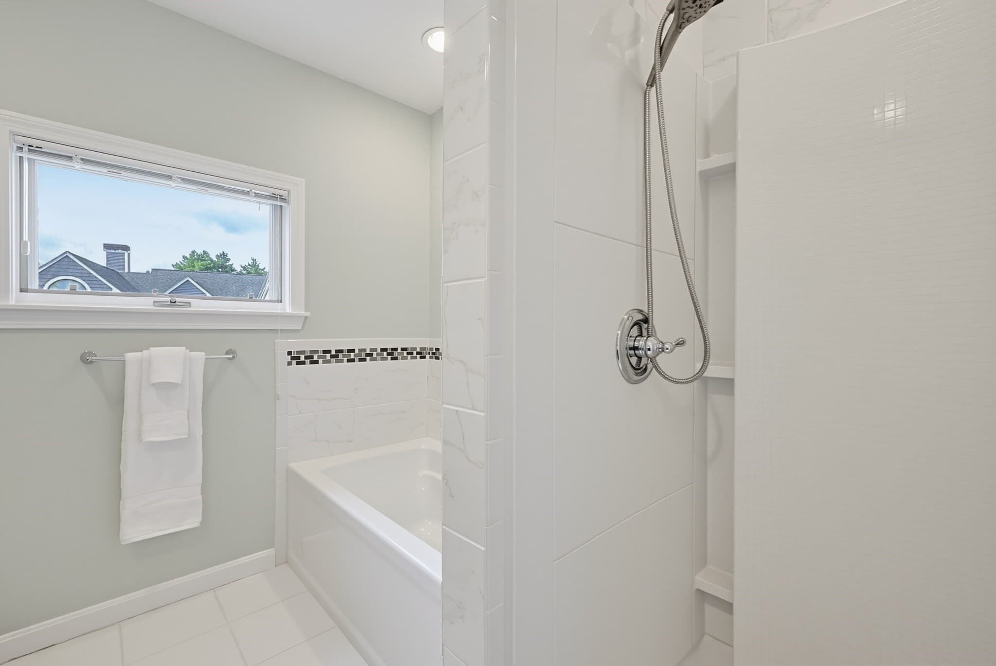 Condominium at 15 Kings Way # 4, Waltham MA 02451, photo 28 of 39