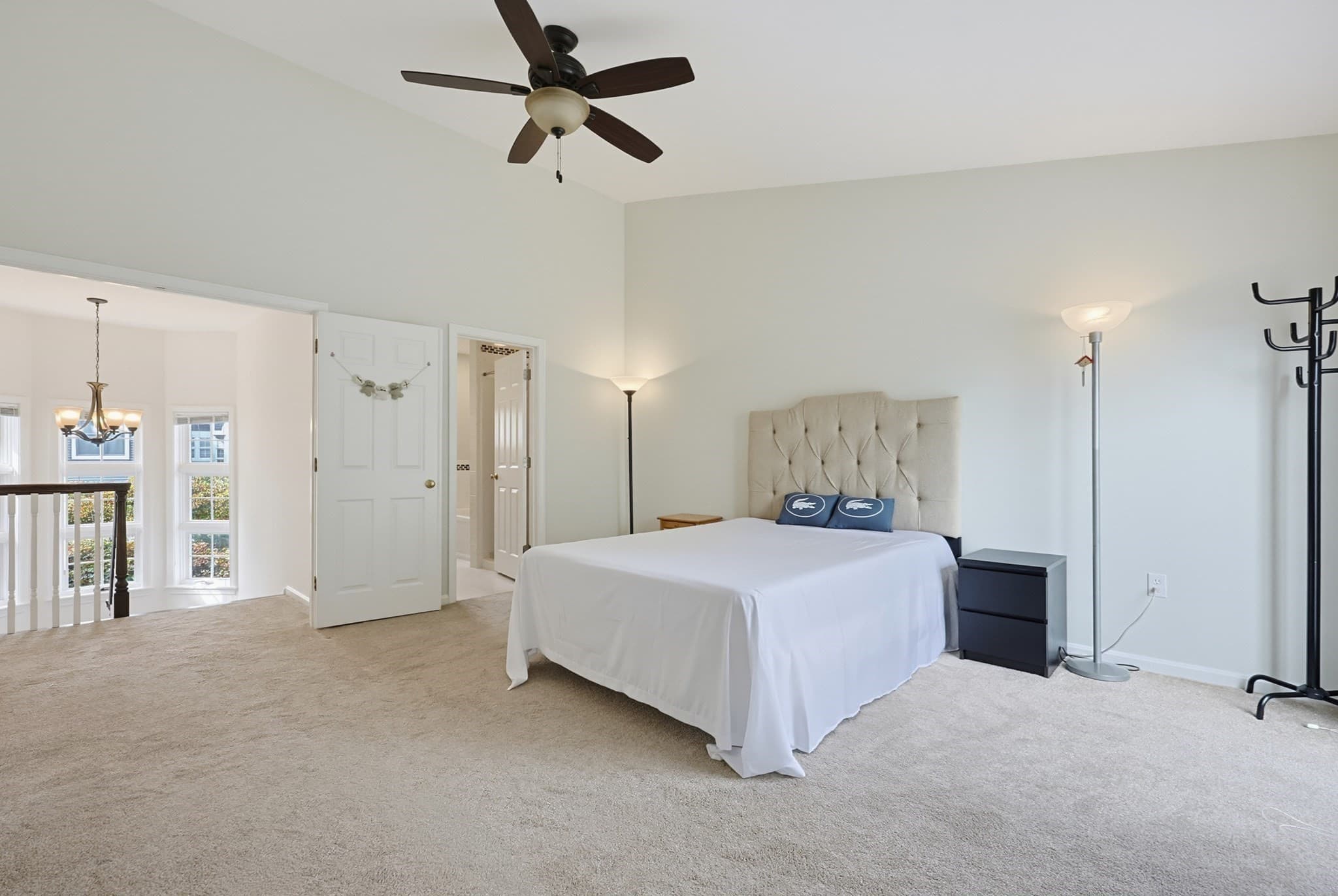 Condominium at 15 Kings Way # 4, Waltham MA 02451, photo 19 of 39