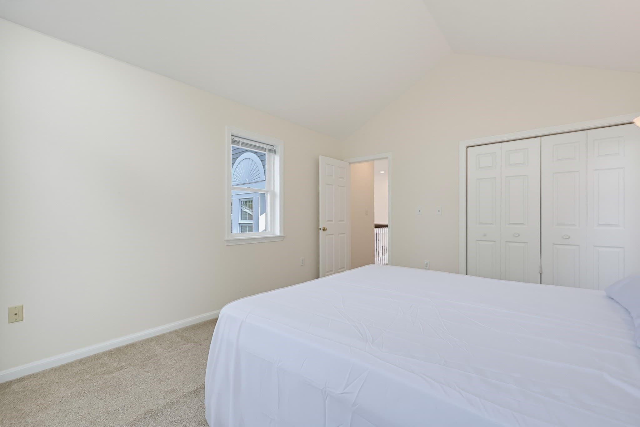 Condominium at 15 Kings Way # 4, Waltham MA 02451, photo 29 of 39