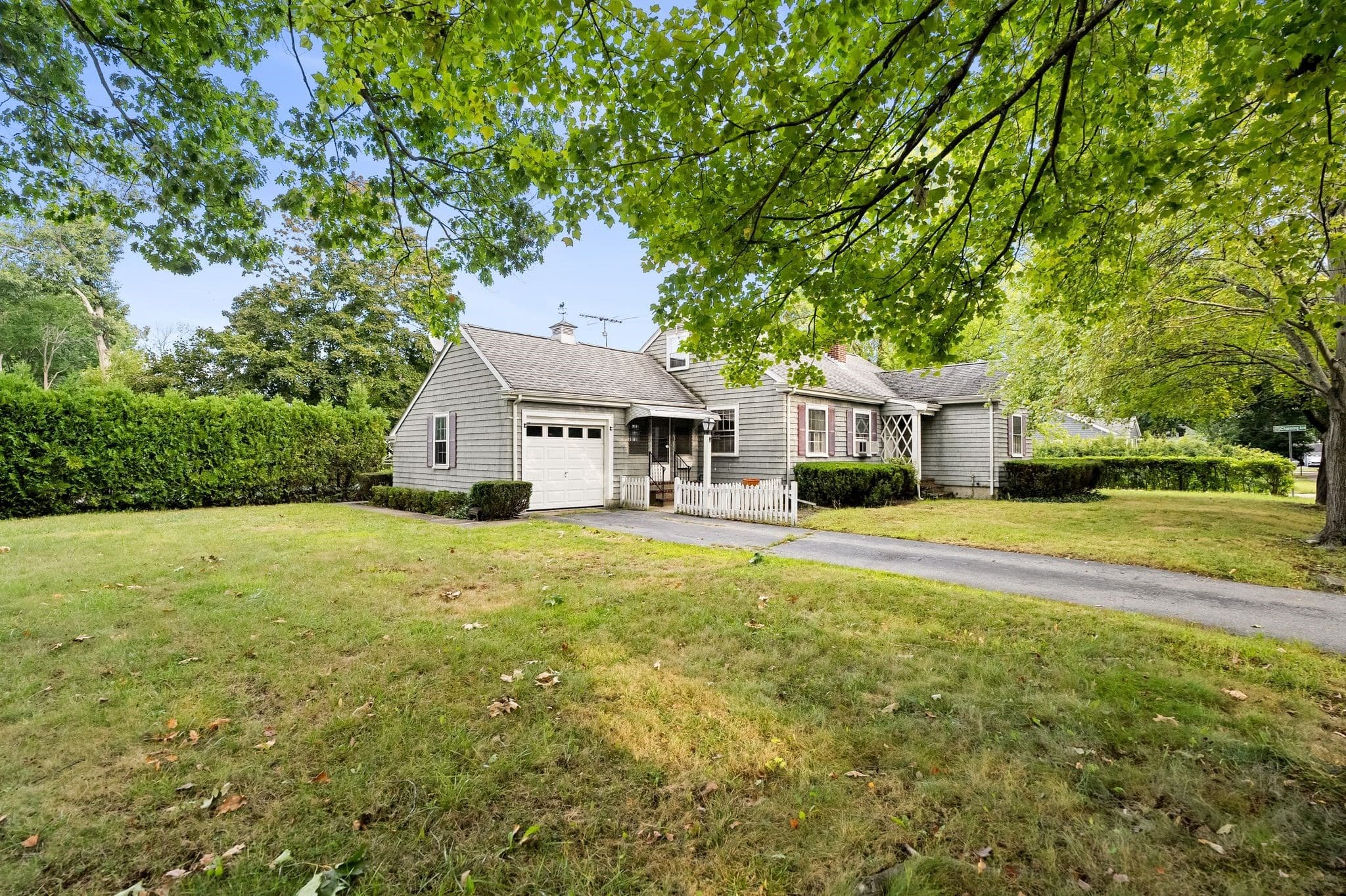 Single Family Residence at 140 Wilson St, Brockton MA 02301, Brockton, photo 2 of 39