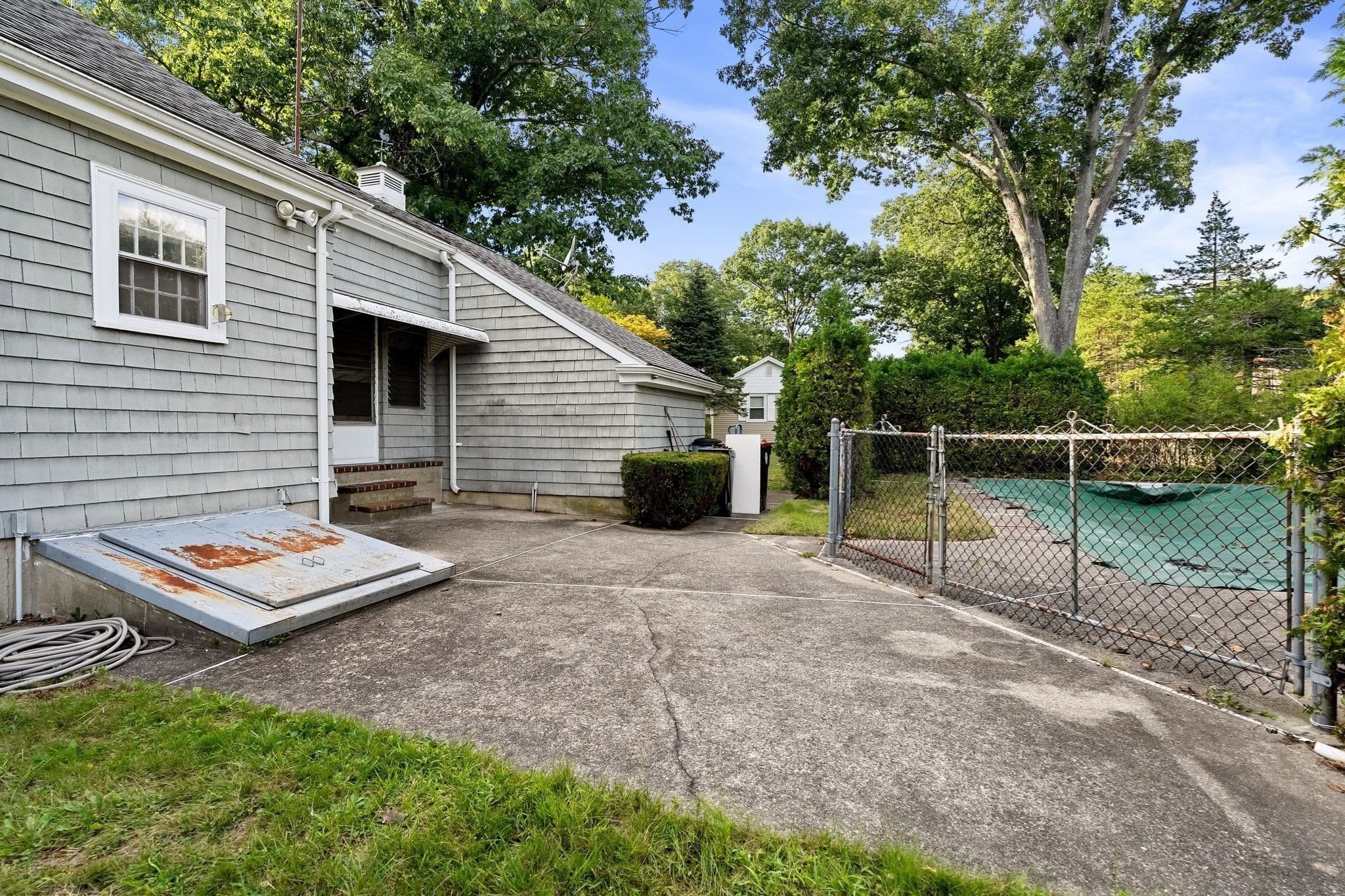 Single Family Residence at 140 Wilson St, Brockton MA 02301, Brockton, photo 38 of 39
