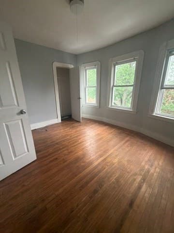 3 Family at 335 Oakland St, Springfield MA 01108, Springfield, photo 4 of 10