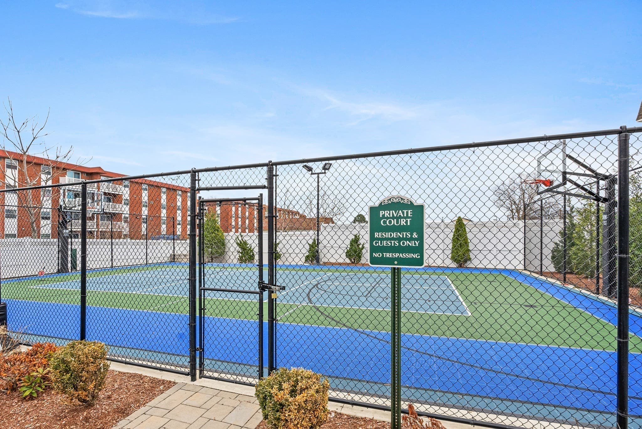Condominium at 320 Middlesex Ave # F406, Medford MA 02155, Medford, photo 31 of 33