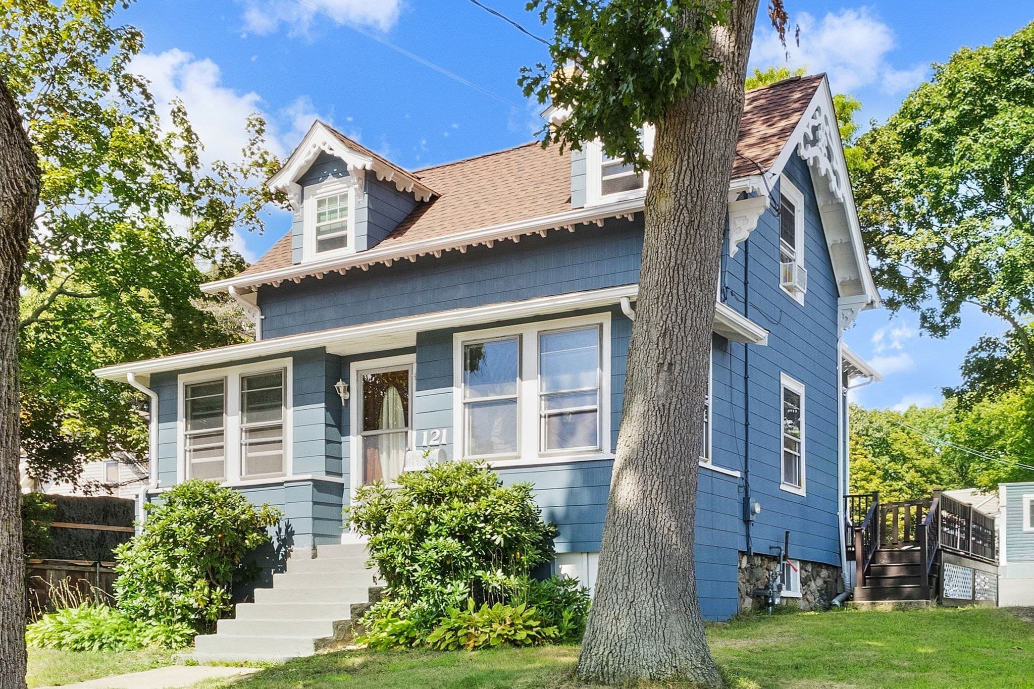 121 Bridge St, Beverly MA 01915