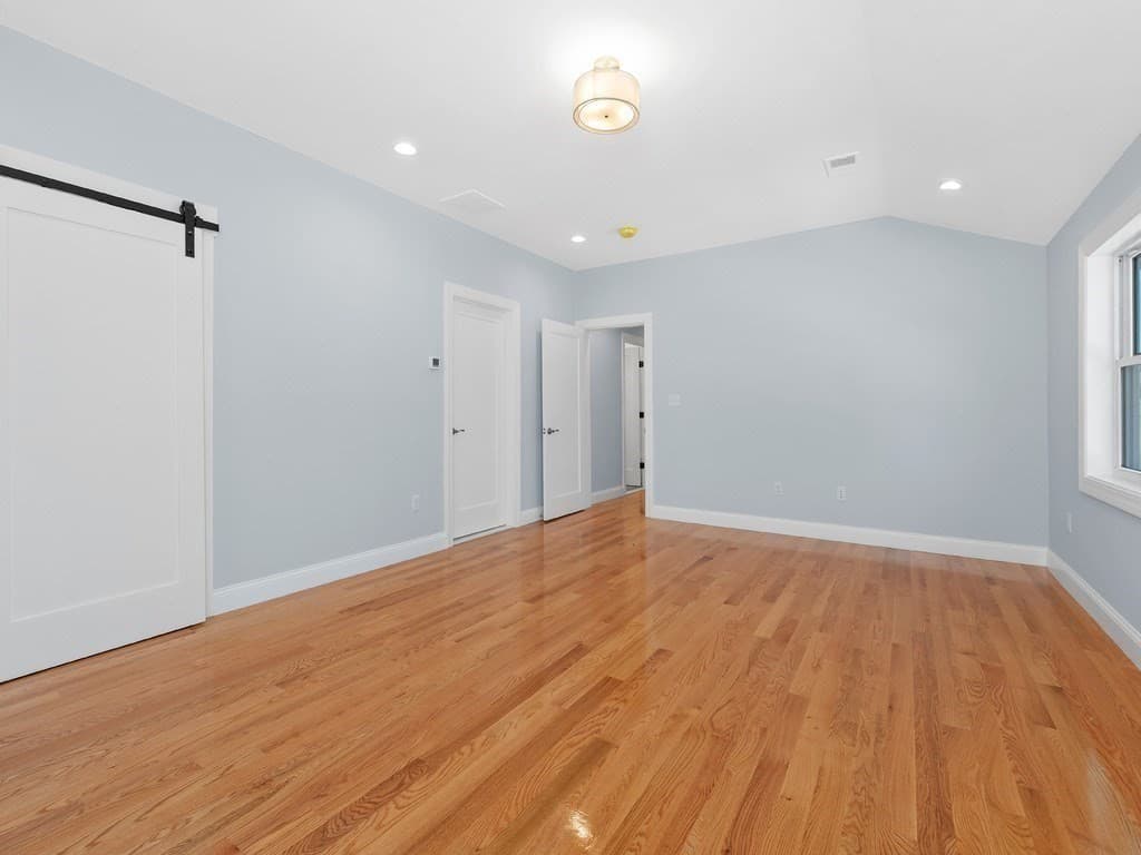 Condominium at 28 Ash Street # 1, Waltham MA 02453, Waltham, photo 17 of 41