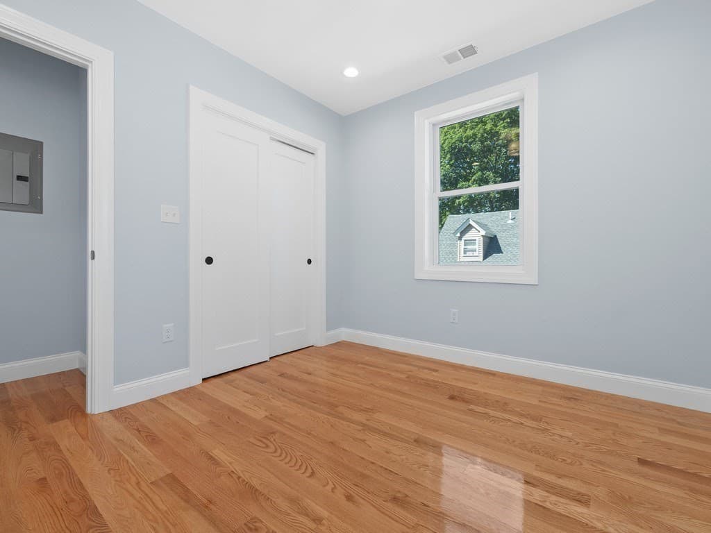 Condominium at 28 Ash Street # 1, Waltham MA 02453, Waltham, photo 24 of 41