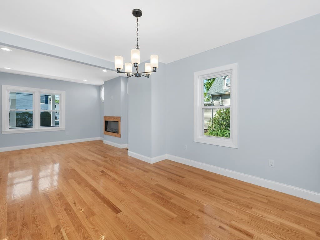Condominium at 28 Ash Street # 1, Waltham MA 02453, Waltham, photo 11 of 41