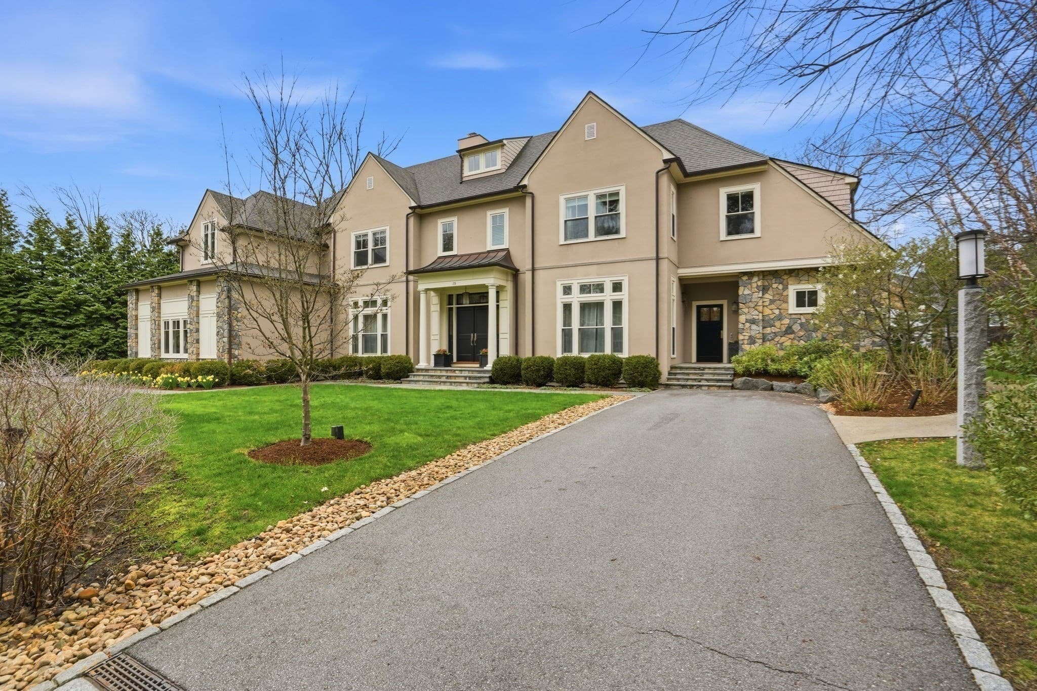 15 John Poulter Road, Lexington MA 02421