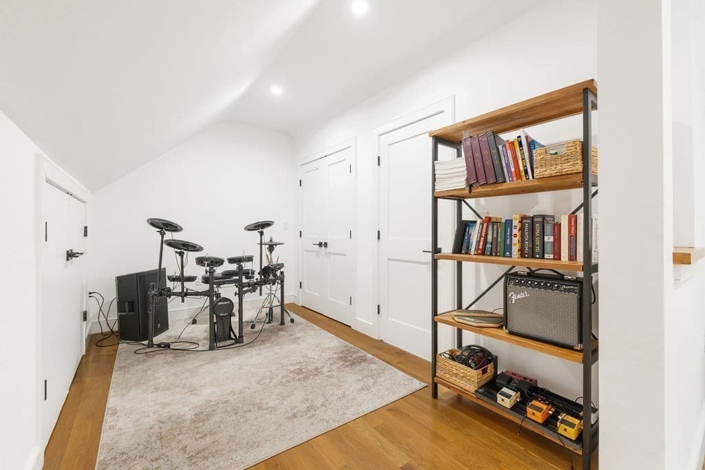 Condominium at 167 Chapel St # 167, Newton MA 02458, photo 17 of 33