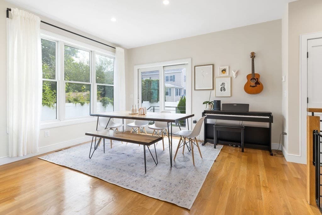 Condominium at 167 Chapel St # 167, Newton MA 02458, photo 5 of 33