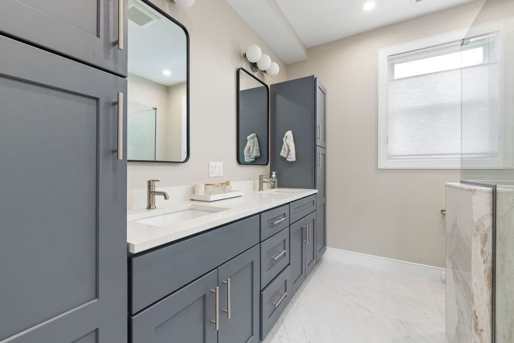 Condominium at 167 Chapel St # 167, Newton MA 02458, photo 10 of 33
