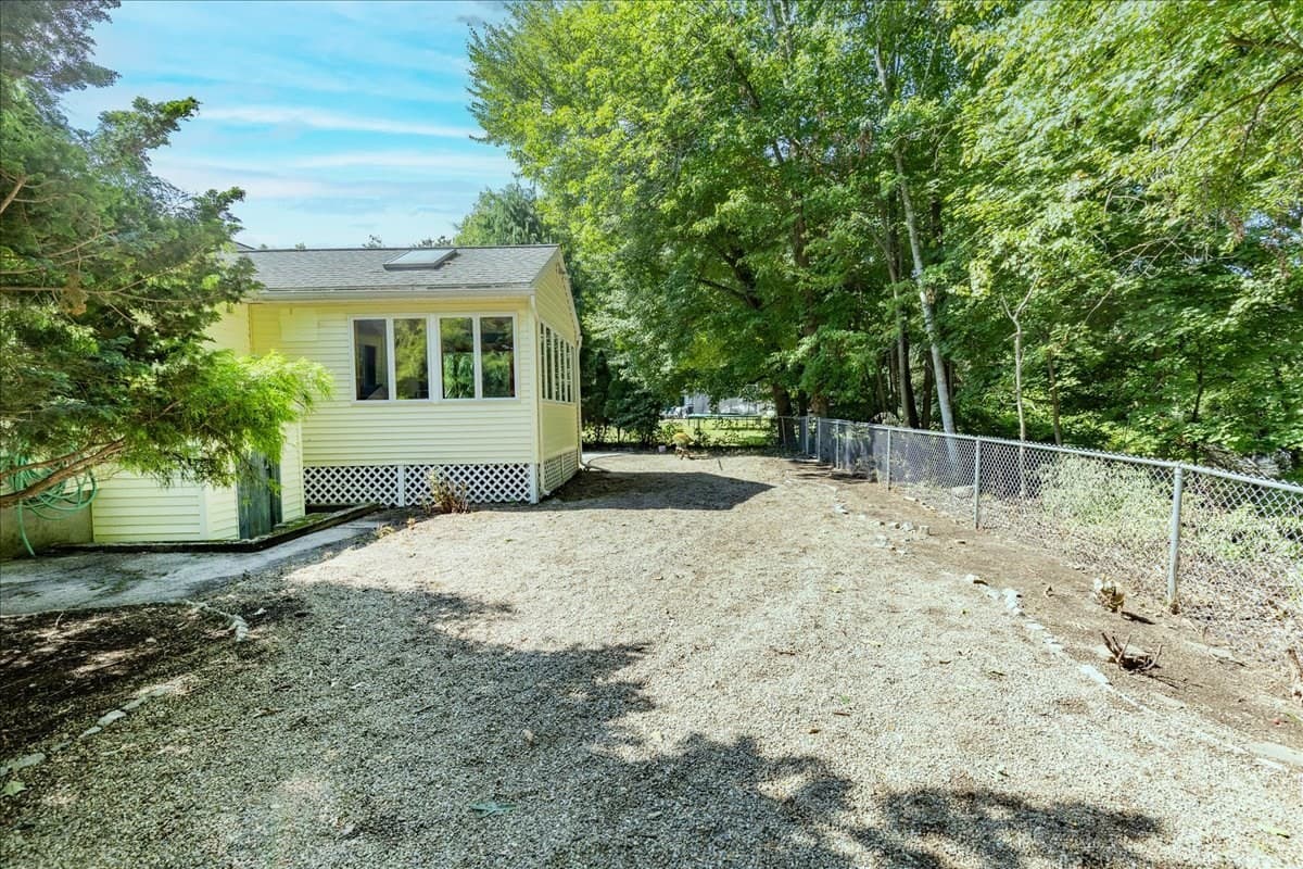 Single Family Residence at 43 Crestwood Cir, Lawrence MA 01843, Lawrence, photo 24 of 24