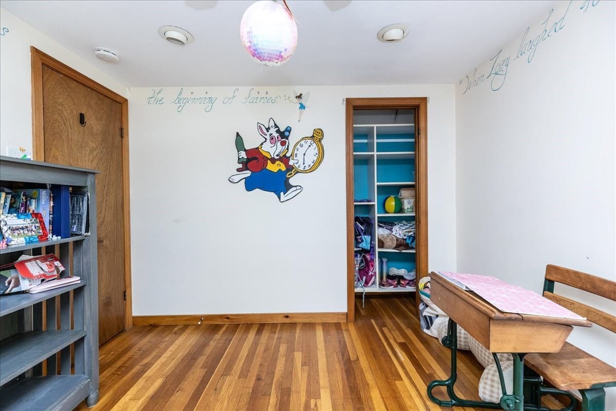 Single Family Residence at 43 Crestwood Cir, Lawrence MA 01843, Lawrence, photo 19 of 24