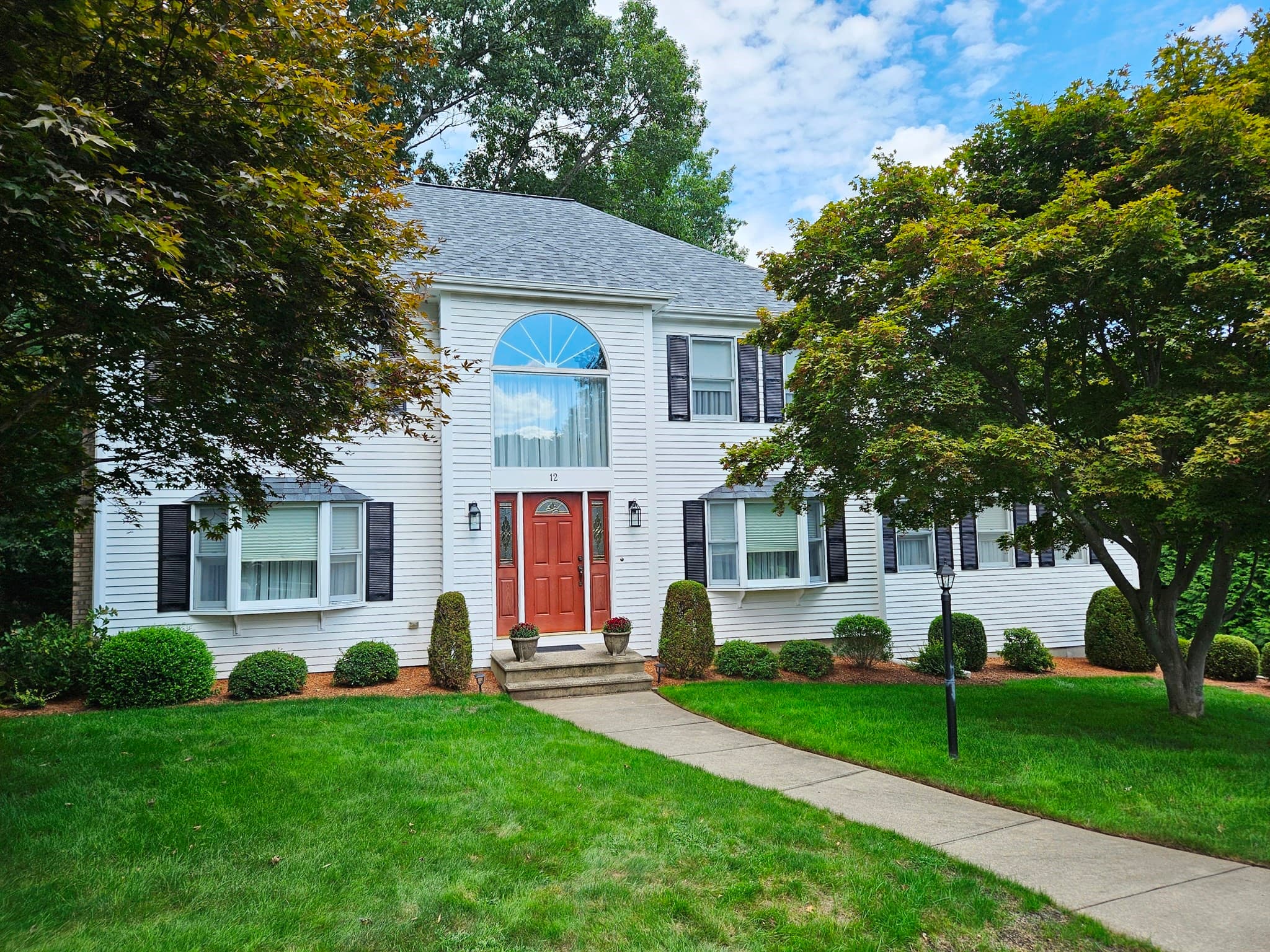 12 Jason Dr, Lincoln RI 02865