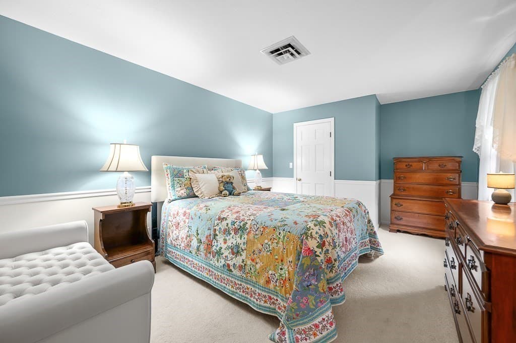 Single Family Residence at 400 Boston Road, Sutton MA 01590, Sutton, photo 31 of 42