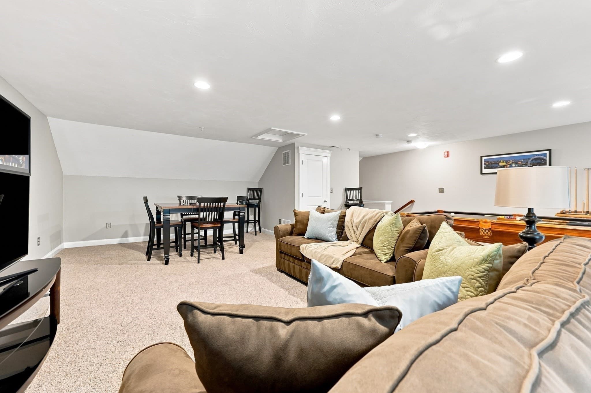 Condominium at 7 Stephen Lane Drive # 7, Bedford MA 01730, Bedford, photo 34 of 42