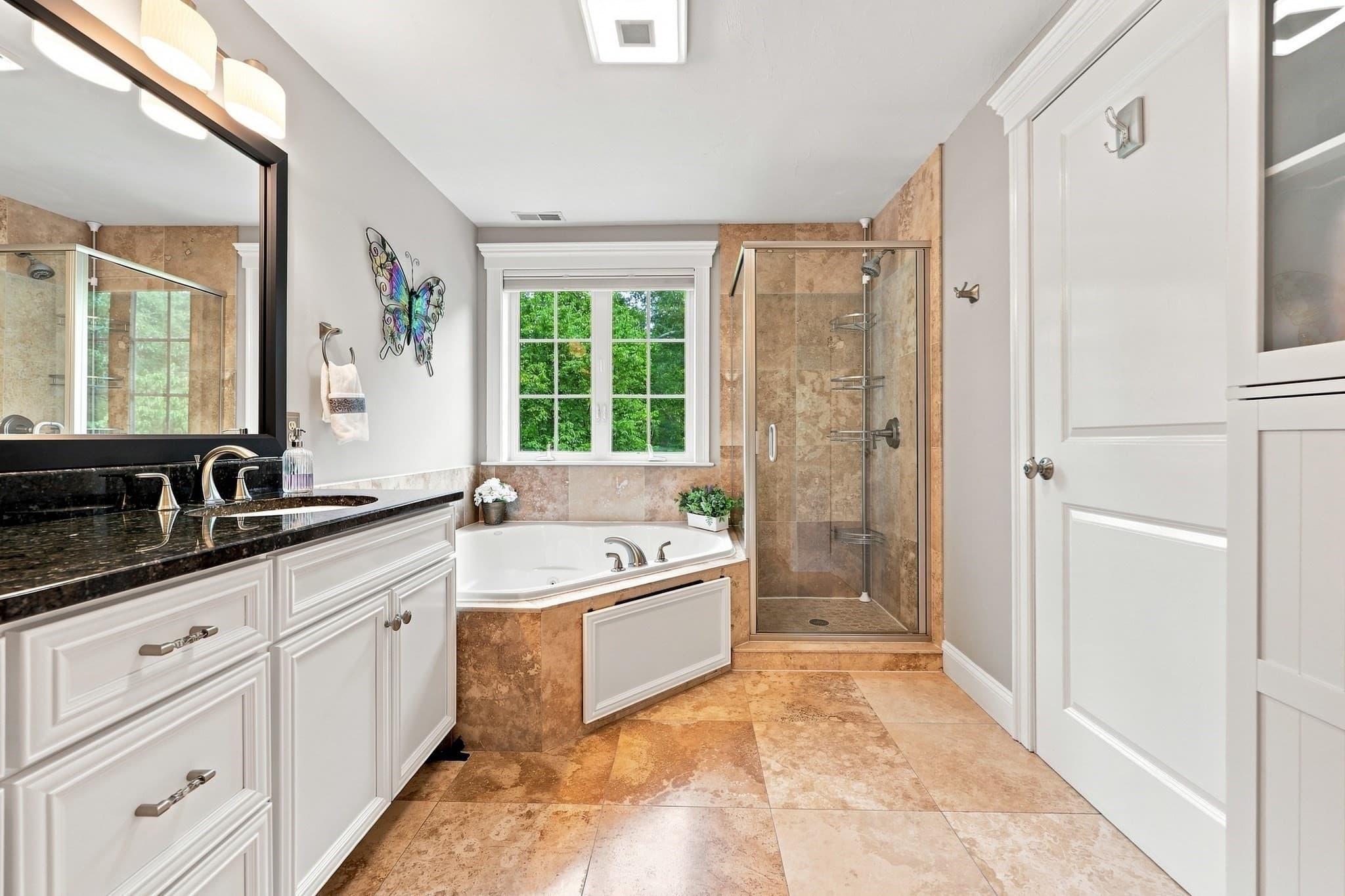 Condominium at 7 Stephen Lane Drive # 7, Bedford MA 01730, Bedford, photo 25 of 42