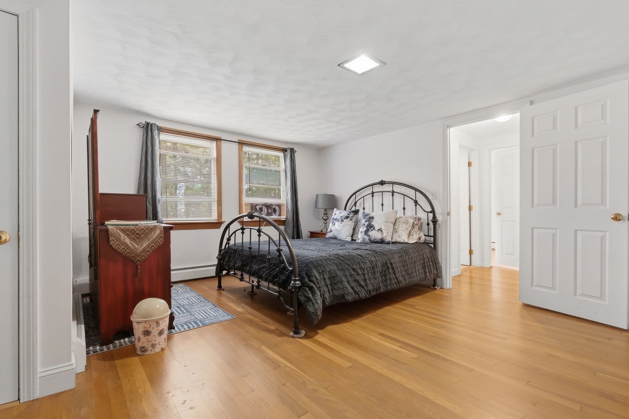Single Family Residence at 11 Grover St, Beverly MA 01915, Beverly, photo 27 of 36