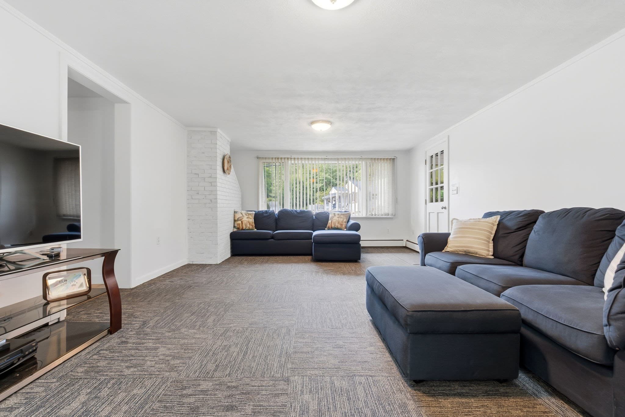 Single Family Residence at 11 Grover St, Beverly MA 01915, Beverly, photo 7 of 36