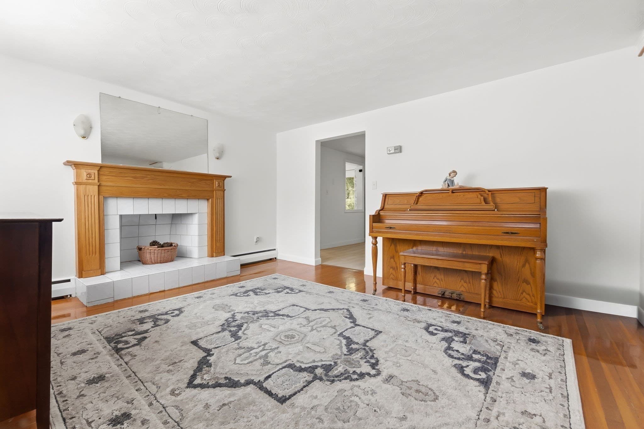 Single Family Residence at 11 Grover St, Beverly MA 01915, Beverly, photo 20 of 36