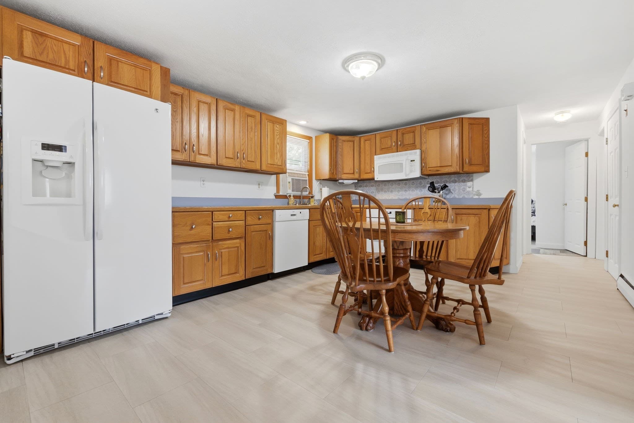 Single Family Residence at 11 Grover St, Beverly MA 01915, Beverly, photo 9 of 36
