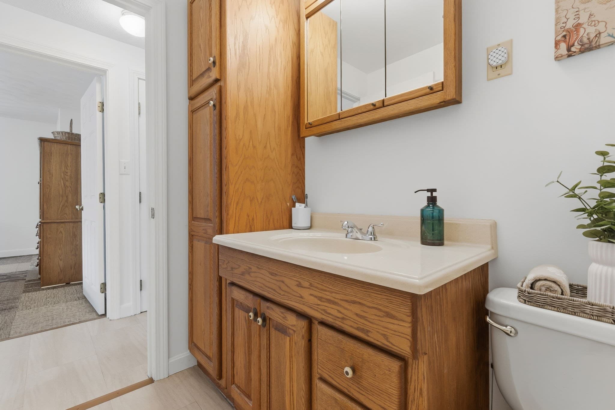 Single Family Residence at 11 Grover St, Beverly MA 01915, Beverly, photo 14 of 36