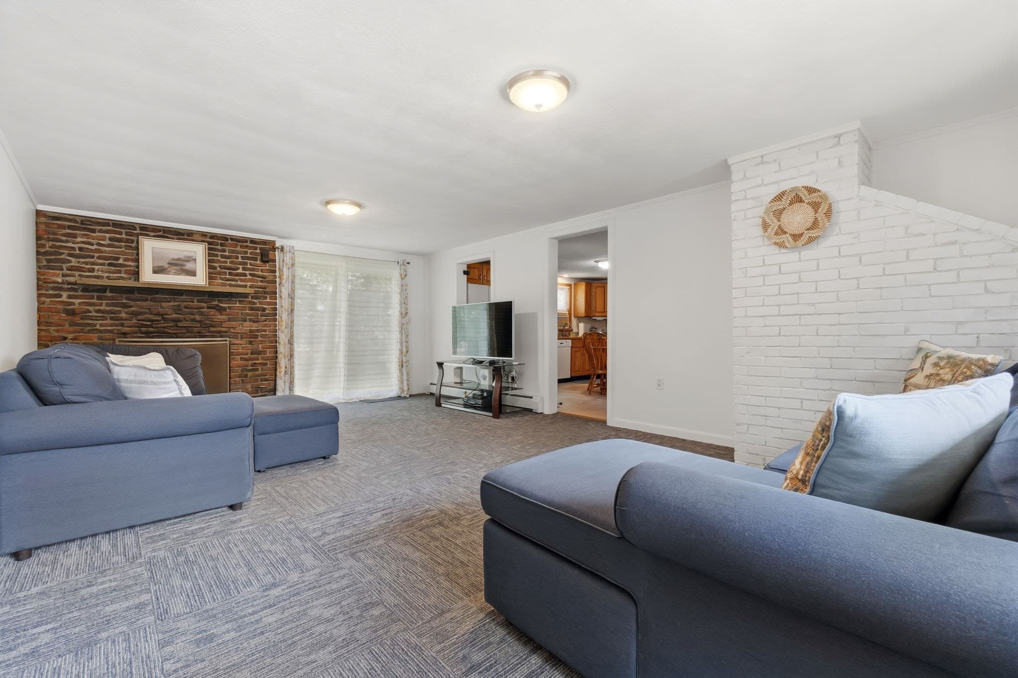 Single Family Residence at 11 Grover St, Beverly MA 01915, Beverly, photo 4 of 36