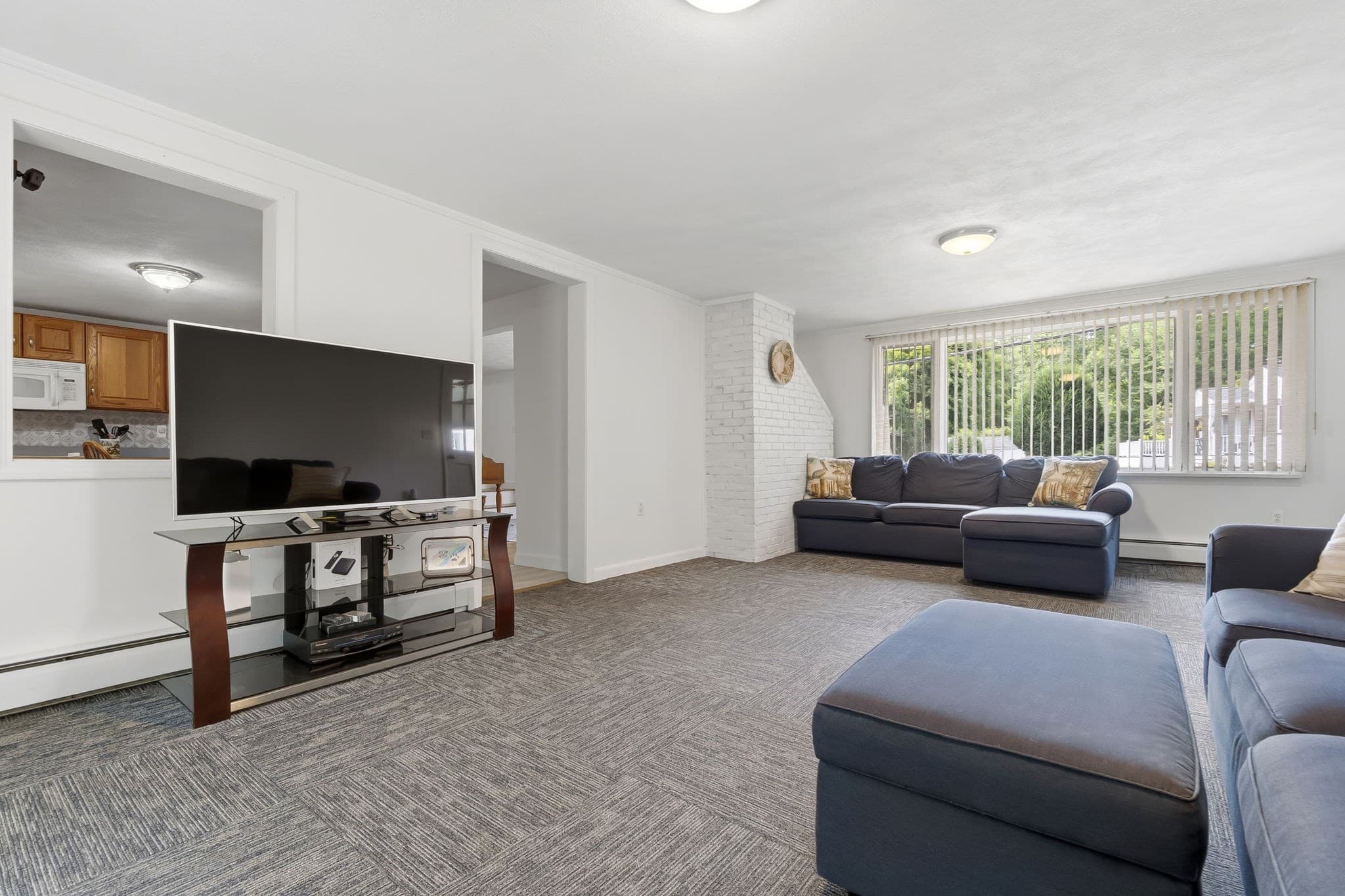 Single Family Residence at 11 Grover St, Beverly MA 01915, Beverly, photo 8 of 36