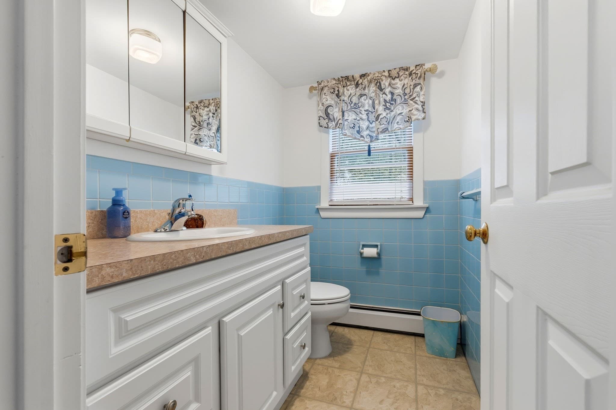 Single Family Residence at 11 Grover St, Beverly MA 01915, Beverly, photo 25 of 36